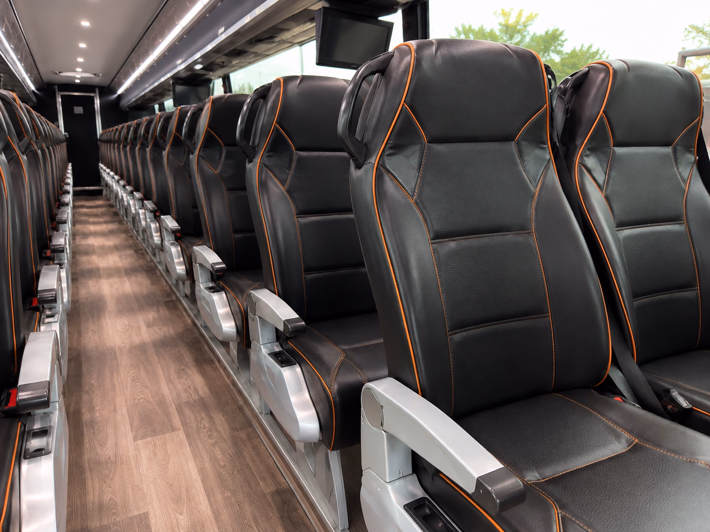 fayetteville airport shuttle bus rentals for private groups
