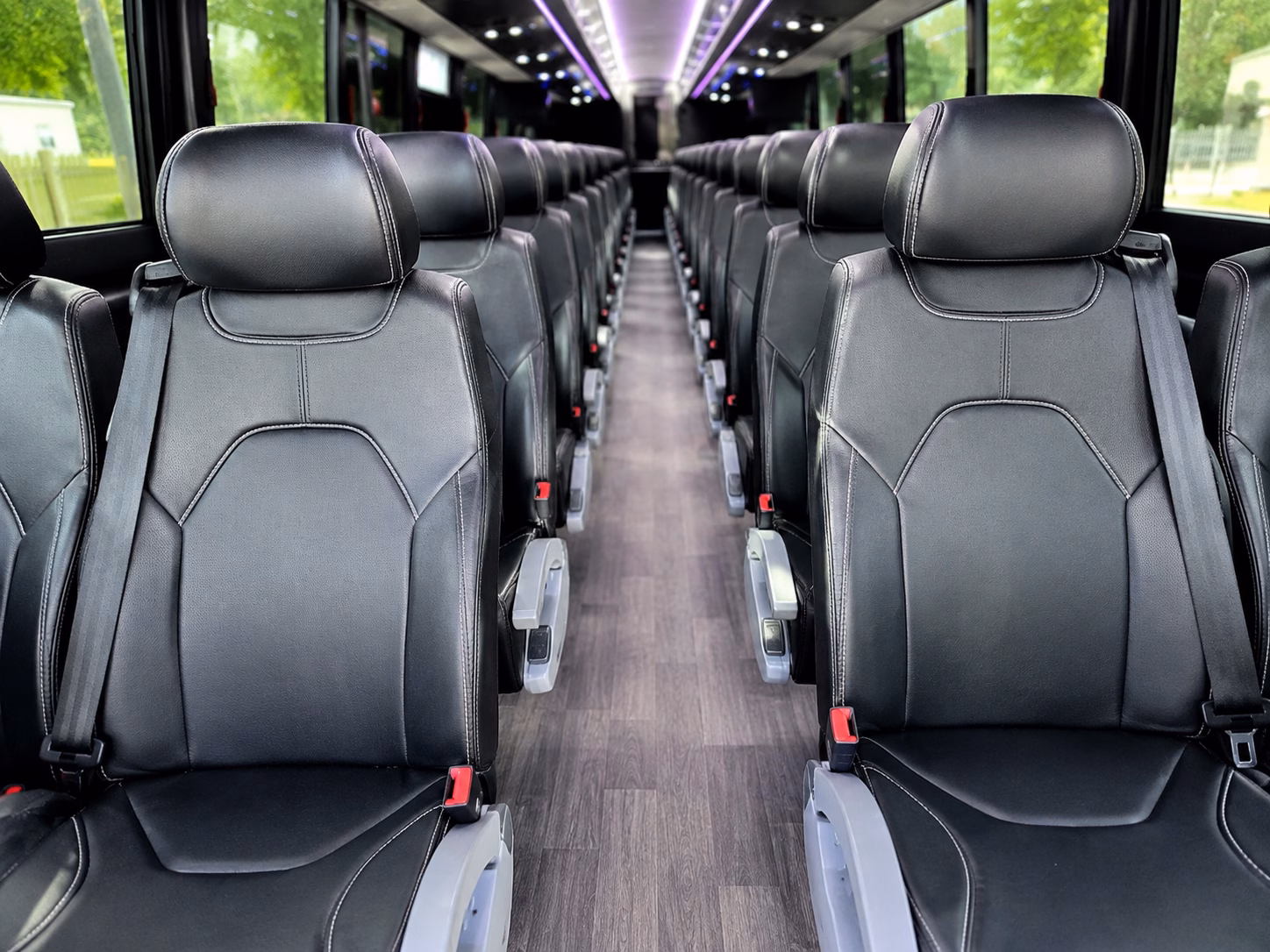 guest shuttles to the sip room and wedding venues around fayetteville